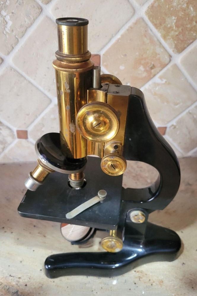 Ernest Leitz Wetzlar Microscope--1929
