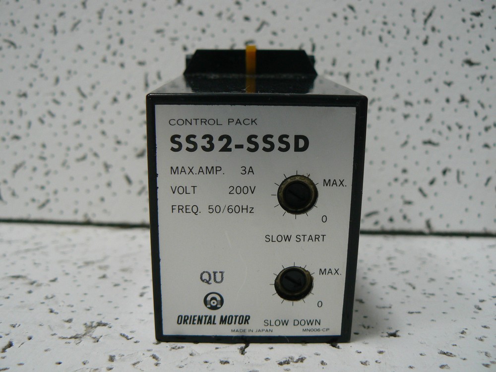ORIENTAL MOTOR SS32-SSSD MOTOR SPEED CONTROL + SOCKET