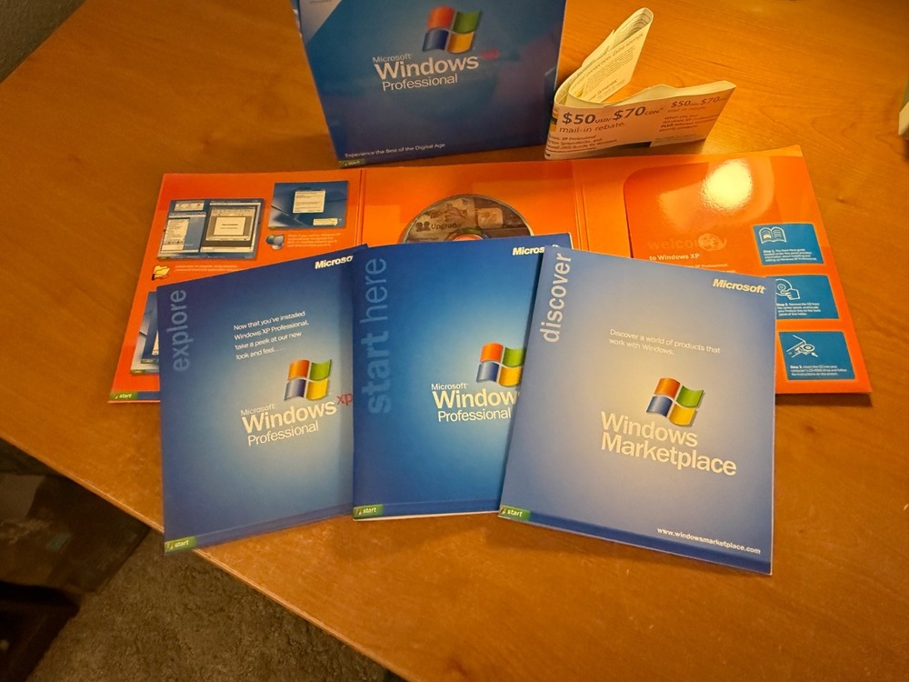 Vintage Microsoft Windows XP Professional Upgrade w/ SP2 - Mint