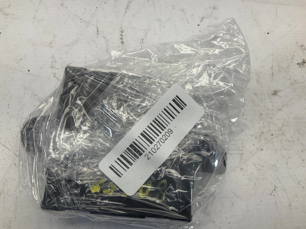 17-24 Dodge RAM 1500 Front Right Passenger Door Control Module T