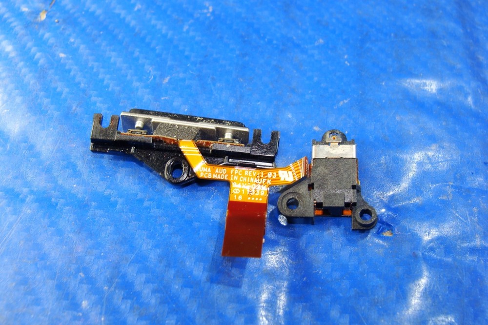 Microsoft Surface Pro 2 1601 10.6"Genuine Audio Jack Volume Button Board w/Cable