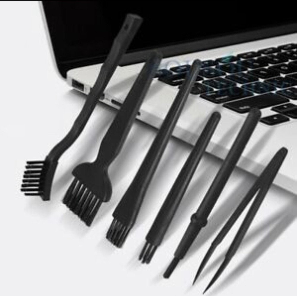 Keyboard Dust Cleaning Kit Laptop Computer 6 Brush Tool PC iPhone Macbook Camera