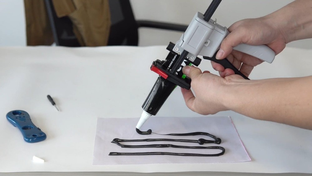 Toothpaste Tube Glue Gun, Squeezing Machine Dispenser White