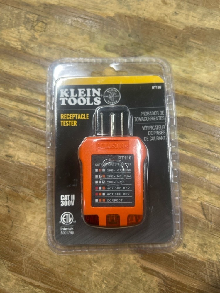 Klein Tools RT110 Receptacle Tester (HPB023918)