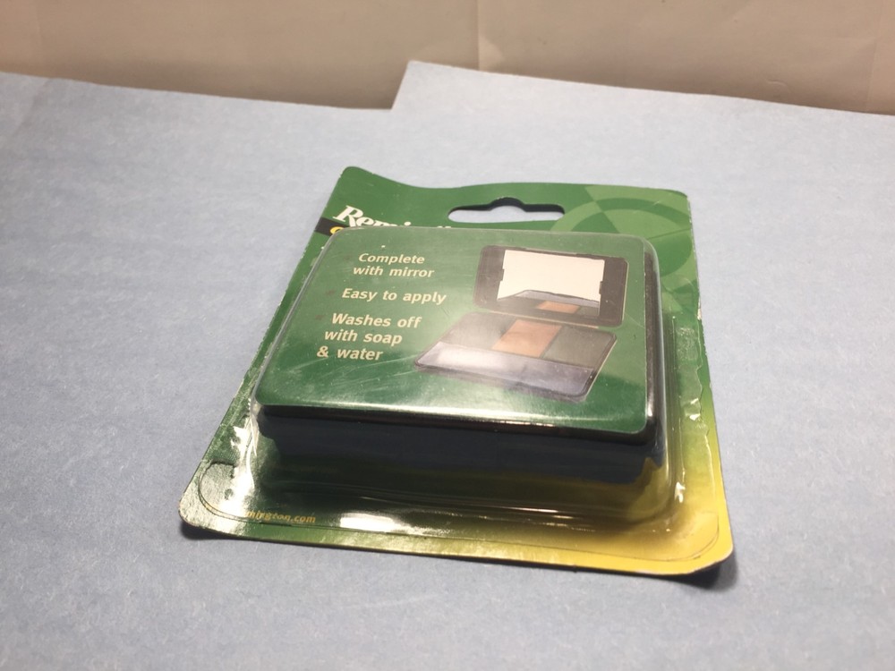 Remington Camo-Compact 4 Color Make Up