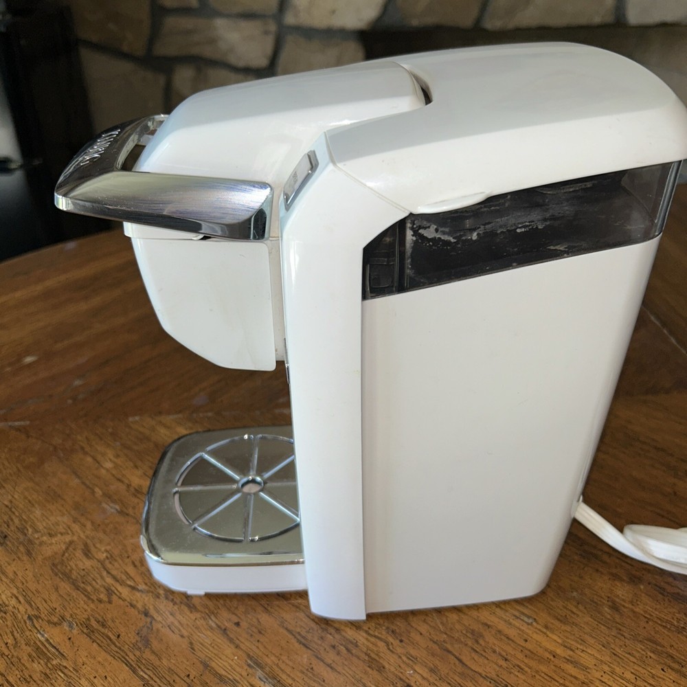 Keurig K10 Mini Plus White/Creme.