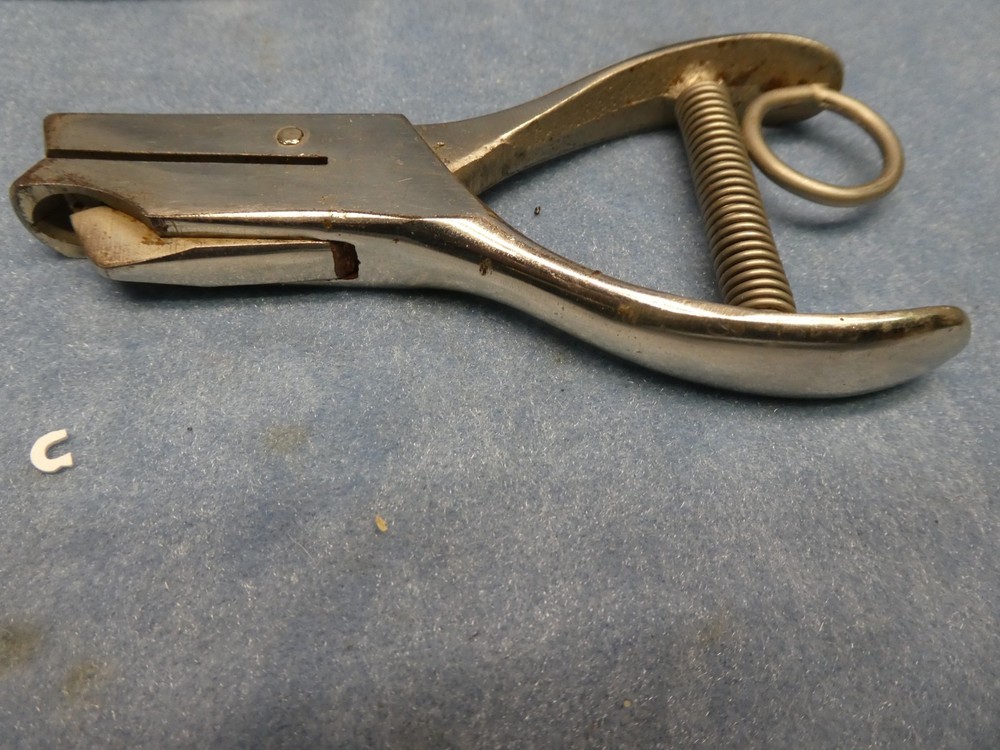 C Shape Hole Punch Card Paper Unmarked