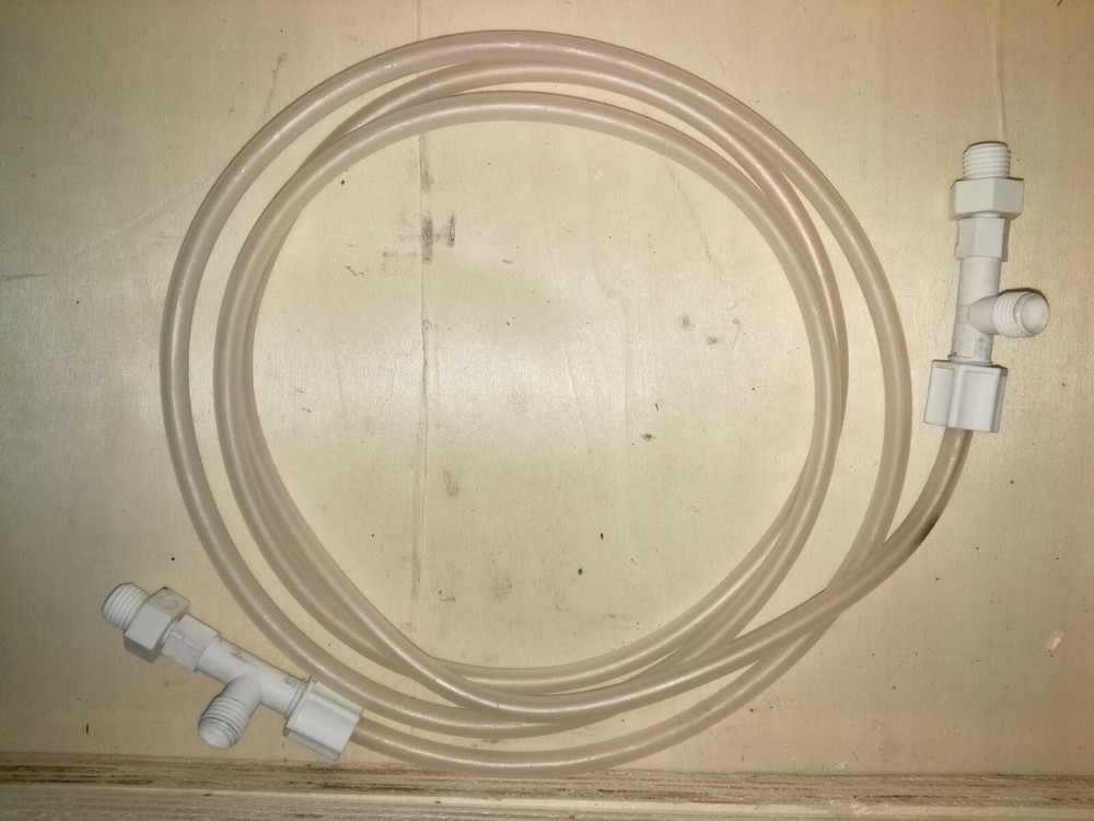 Flexable tubes with connectors for Eco Physics Model CLD 844 CMh Analyzer