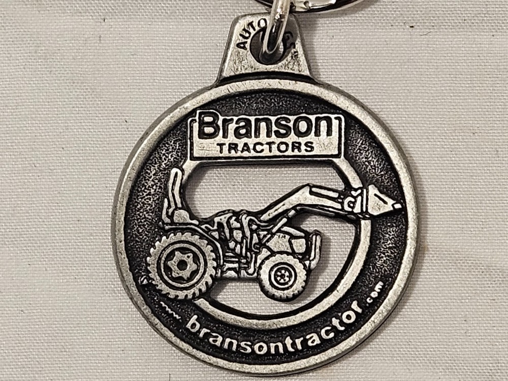 NEW BRANSON TRACTOR CO. 2 SIDED METAL KEYCHAIN FEATURING LOADER TRACTOR