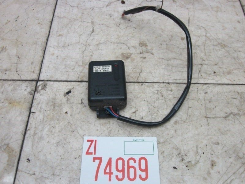 Alarm Shock Module 4 RUNNER 1997 TOYOTA Security Sensitivity Adjuster Sensor OEM
