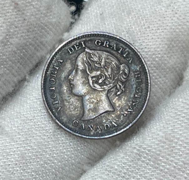 1901 Canada 5 Cents Silver Coin Great Condition