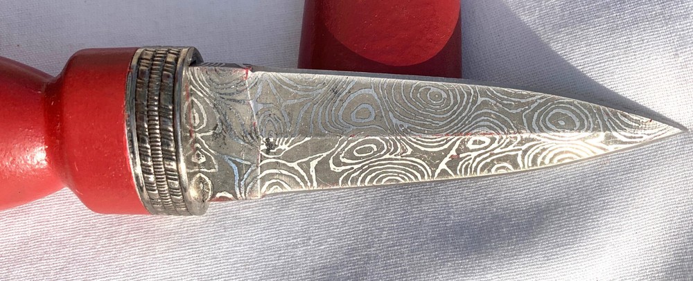 Celtic Scottish Sgian Duba Dagger with Scabbard