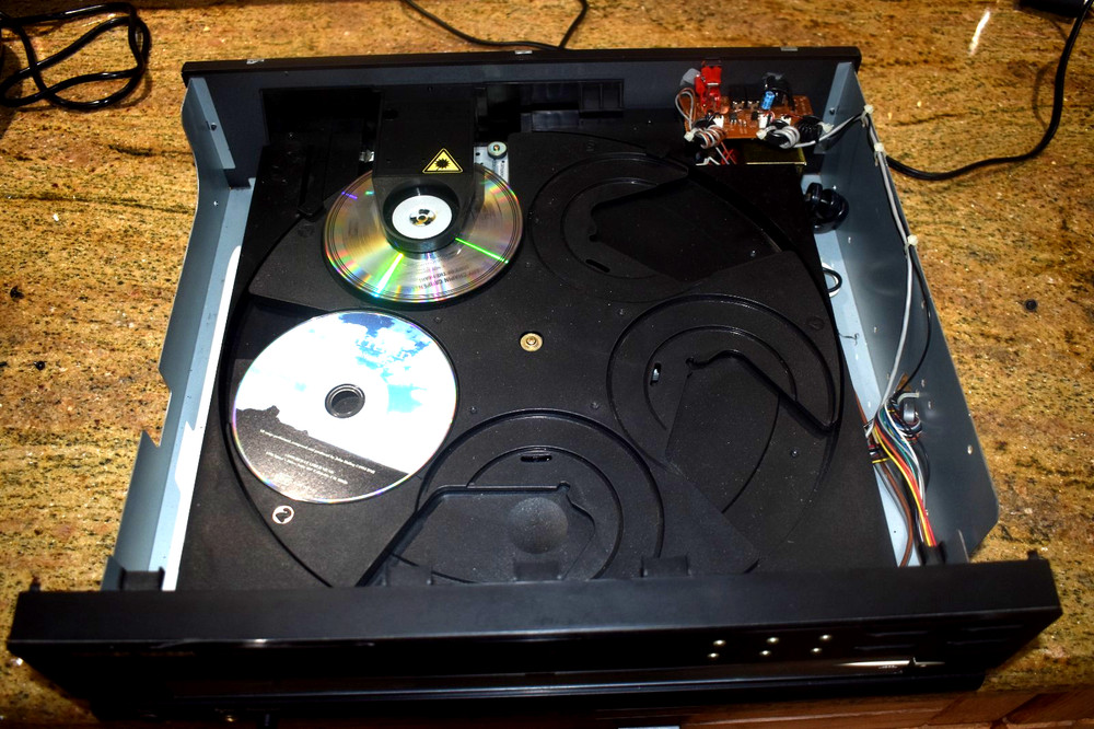 Harmon Kordon FL8380 5 CD Changer