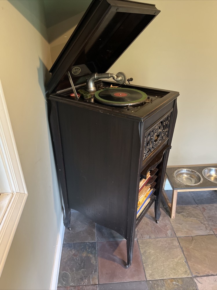 Meteor Record Player Cabinet