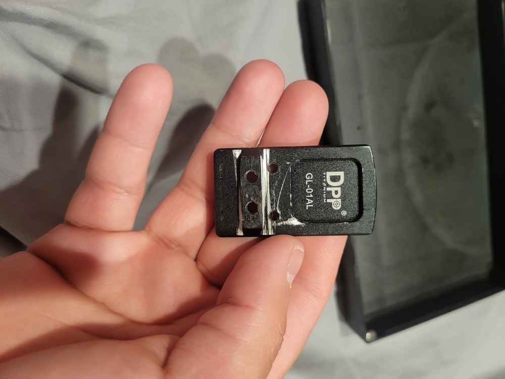 Red Dot Sight For Pistols Plus Optic Plate