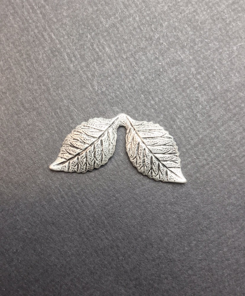 31834 - 3 Pc Double Leaf Brass Jewelry Finding SILVER Oxidized