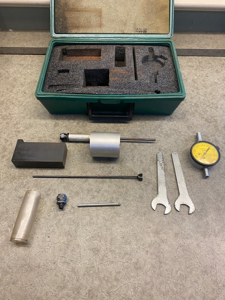 CATERPILLAR SERVICE TOOL 6V7880Timing and fuel Setting Tool Group