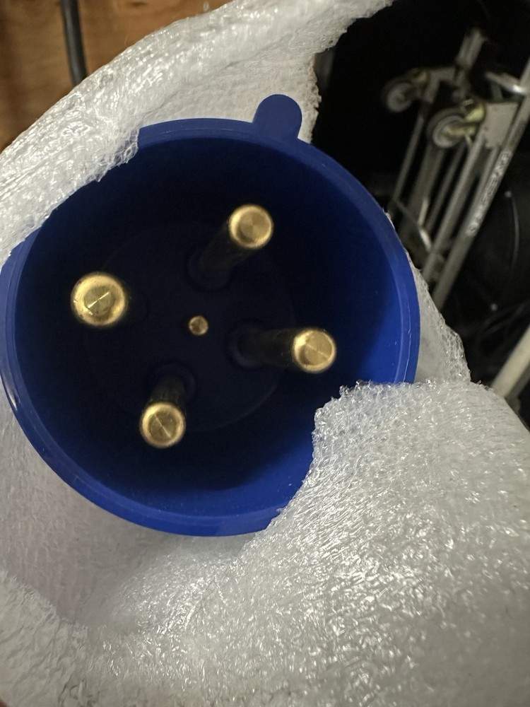 APC ADPU10452MO NetShelter Rack Power Distribution Unit Advanced, Metered, 3 Pha