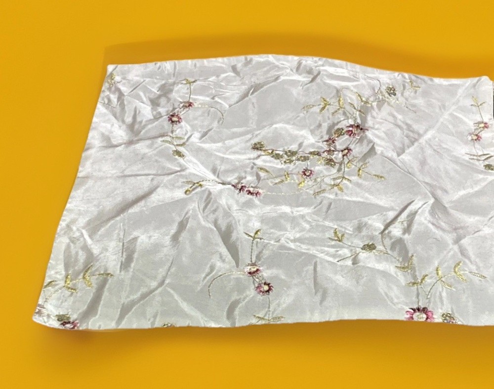2 White Silky Sequenced Zippered Pillow Covers 18" Square
