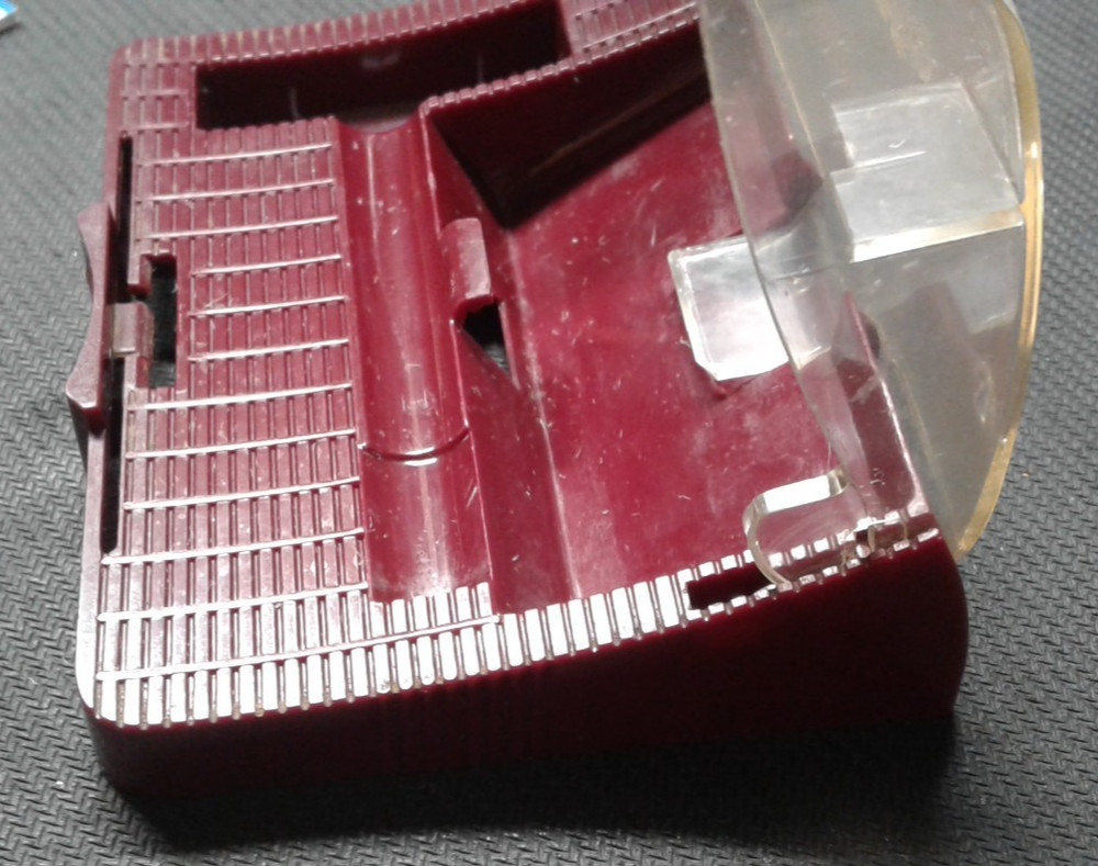 Gillette Red Tip Razor, B 4 Date Code, nice