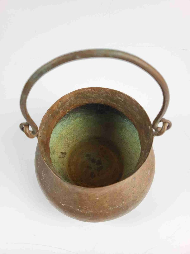 Vintage Hammered Copper Pot Kettle Cauldron With Handle