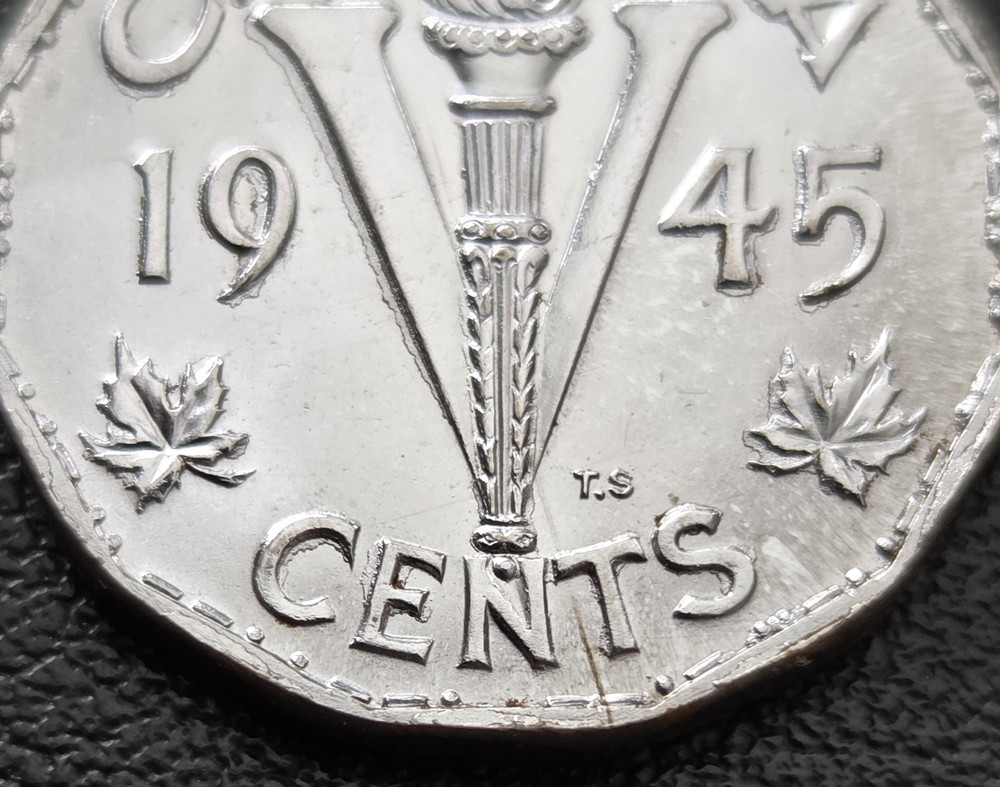 1945 Canada 5-Cent Nickel ***Strong Reverse Doubling*** BU UNC MS63+