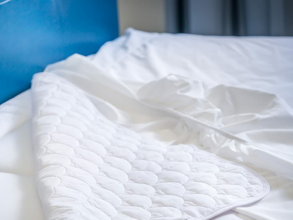Gilbin, Quilted Cot Size Mattress Pad, 30 x 74
