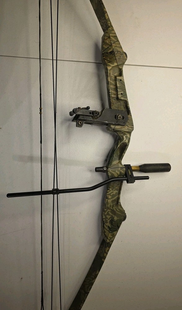 PSE Silverhawk Compound Bow Hunting Camo Vintage