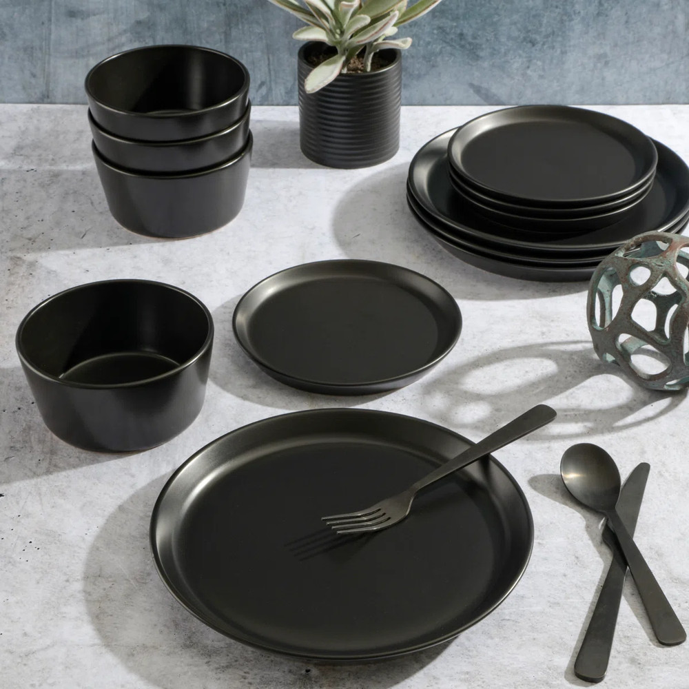 Gibson Soho Lounge Sofia 12-Piece Coupe Dinnerware Set - Matte Black