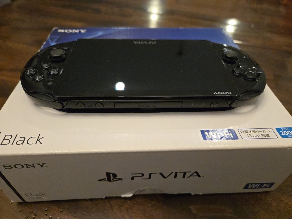 PS Vita 2000 With Box, Great Condition!