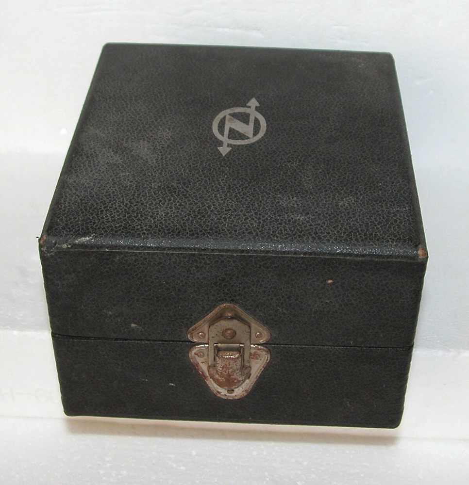 Old meter voltmeter Unavo By Neuberger (ud)