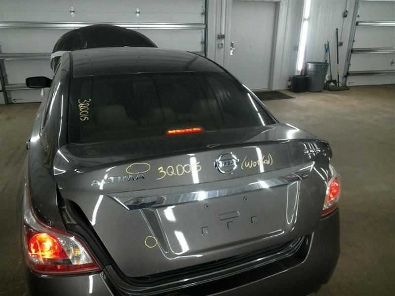 ALTIMA 2013 High Mounted Stop Light 104559854