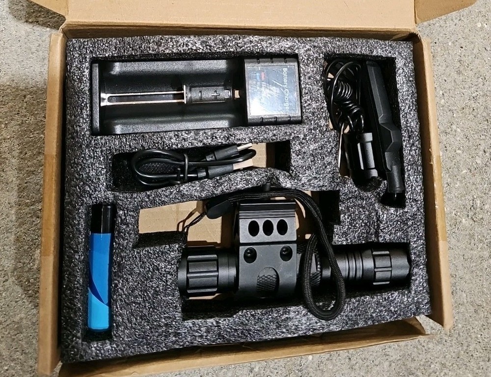 Feyachi FL11-MB Tactical Light, Open Box