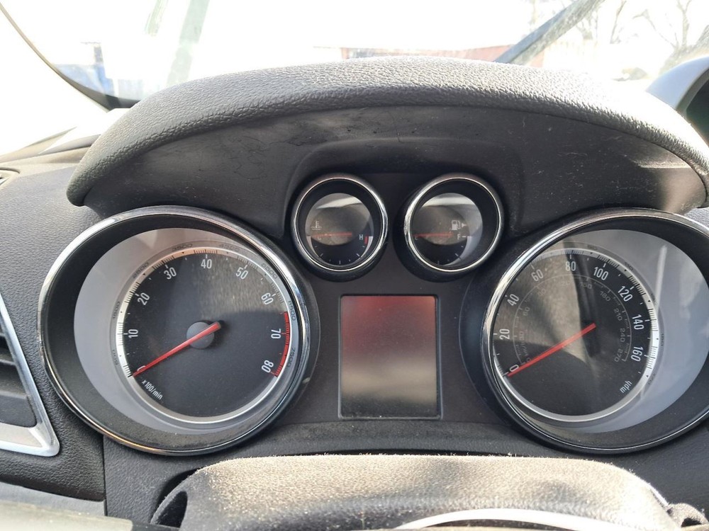 ENCORE 2013 Glove Box 4861490