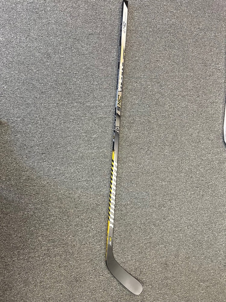 Alpha DX5 Intermediate Composite Hockey Stick 55 Flex