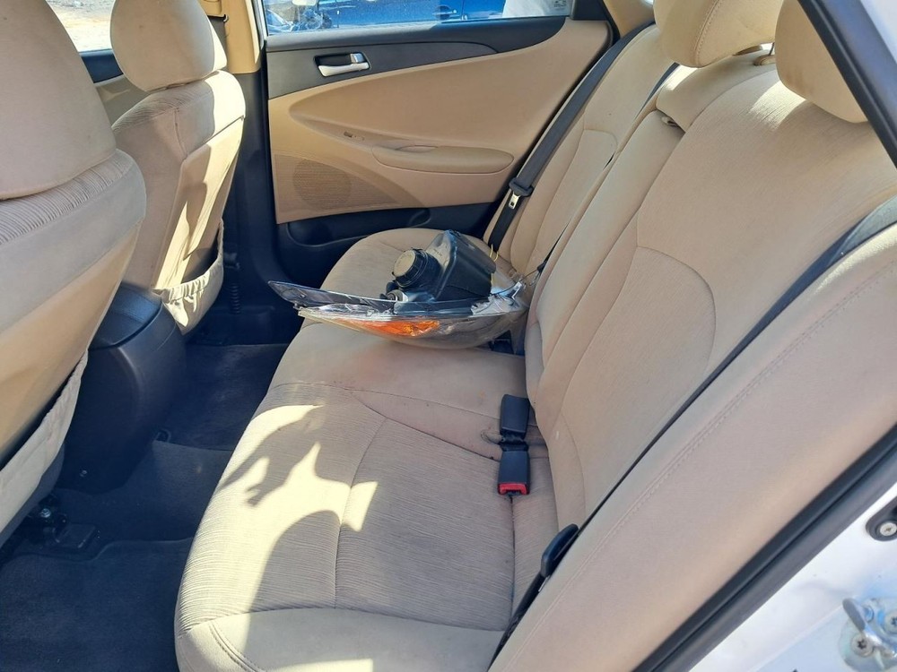 Engine ECM Electronic Control Module Left Hand Under Hood Fits 11 SONATA 4856342