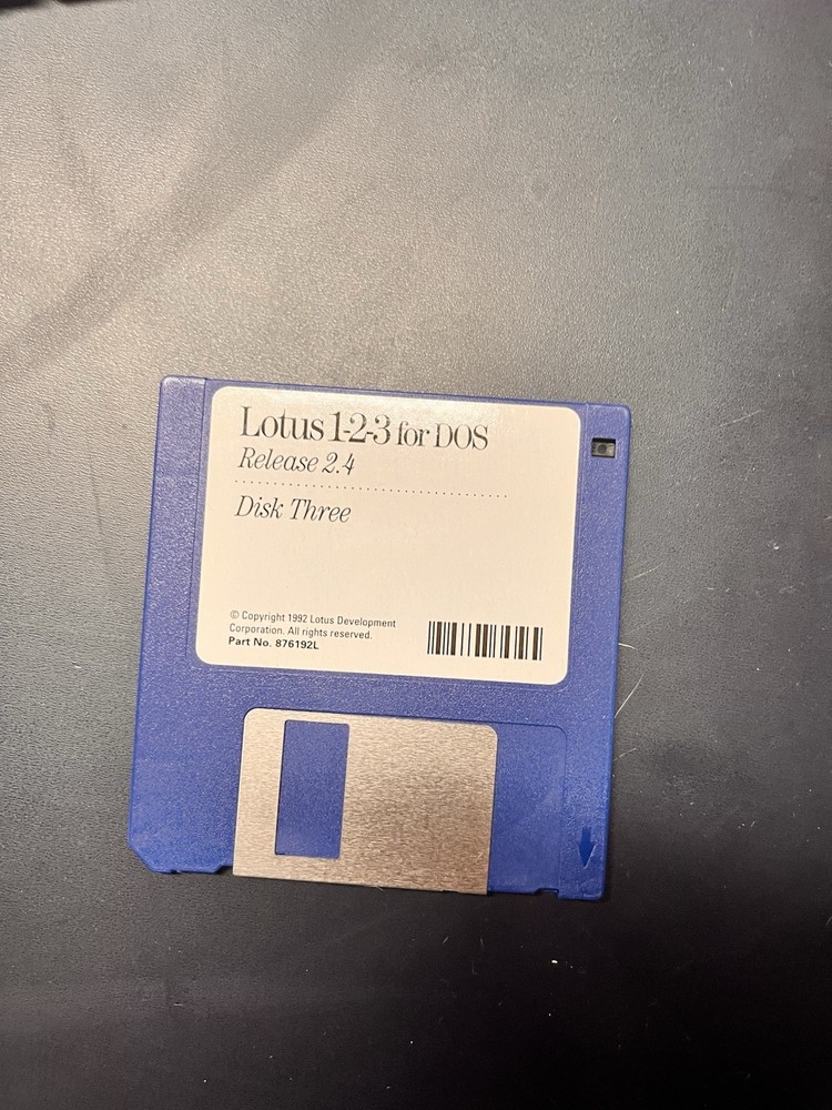 Lotus 123 Spreadsheet Software DOS Version 2.4 Vintage 1991 Opened