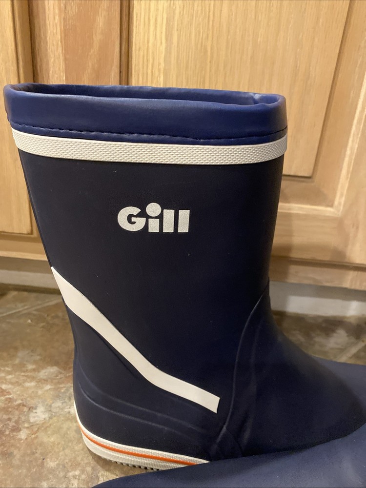 GILL Short Cruising Navy Boot Size 13