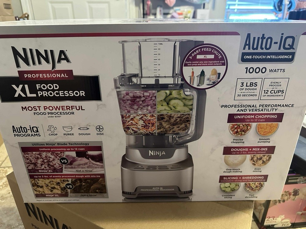 Ninja® Professional XL Food Processor, NF700