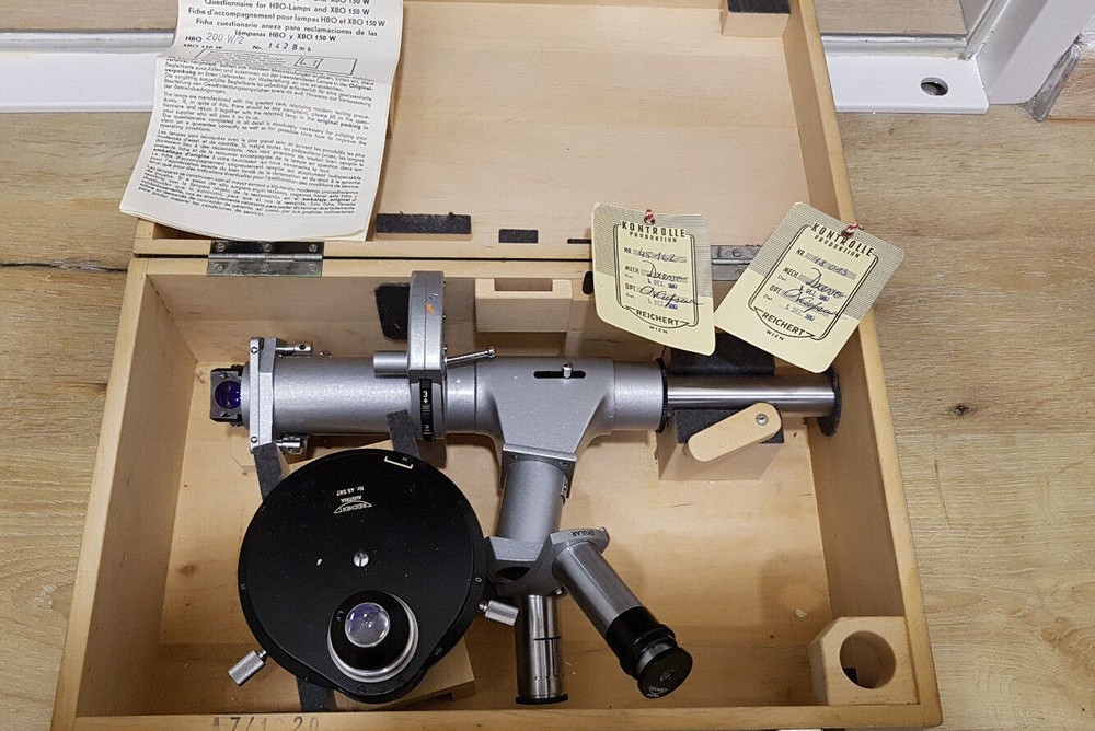 REICHERT AUSTRIA SIGHT MICROSCOPE WITH BOX UNUSED