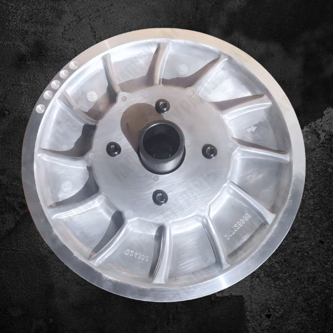 Can-Am Defender HD8 & Maverick 800- NEW SECONDARY DRIVEN CLUTCH Complete !