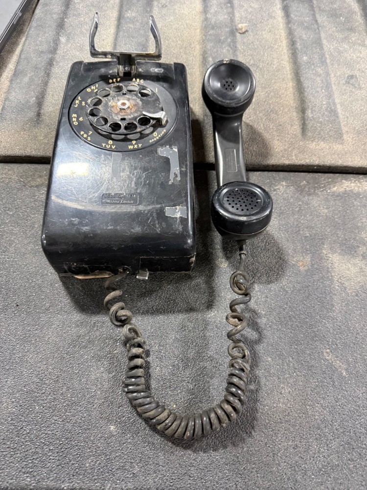 #554 Black Rotary Dial Wall Phone Old Telephone