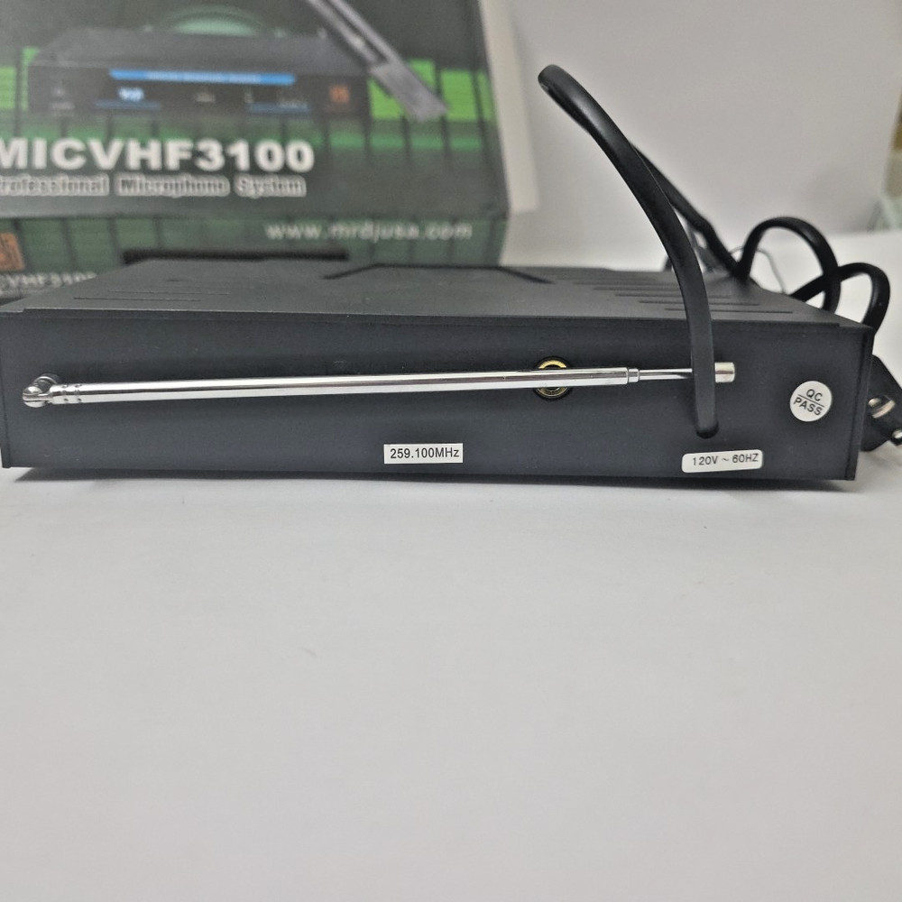 MR DJ MICVHF3100 Wireless Dual-Channel Handheld design Microphone System