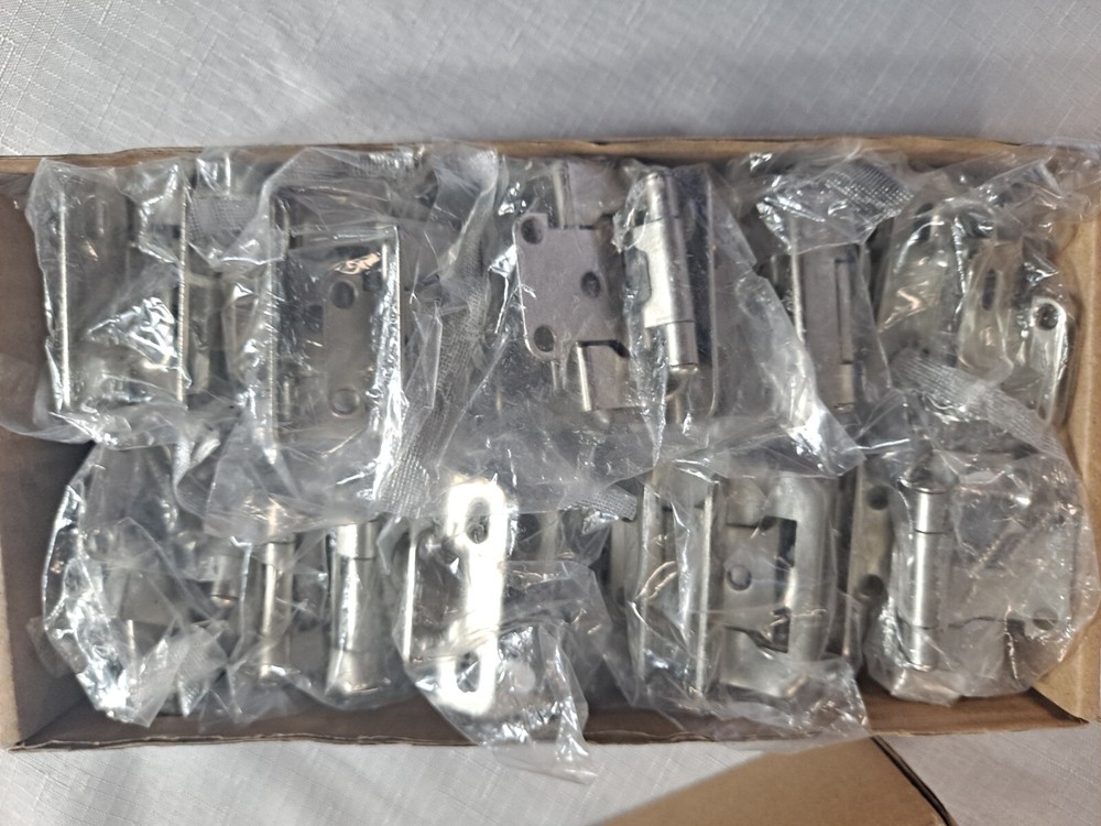 Ilyapa Satin Nickle Self Close Cabinet Hinges Contractors Pack