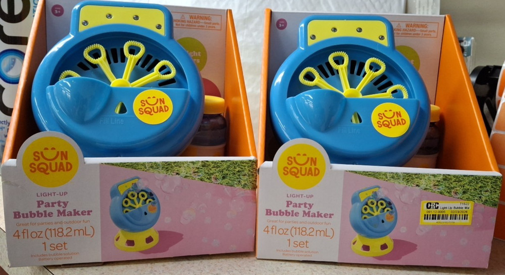LOTOF2 Light-Up Bubble Maker - Sun Squad- w/ 4 Fl Oz. Bottle