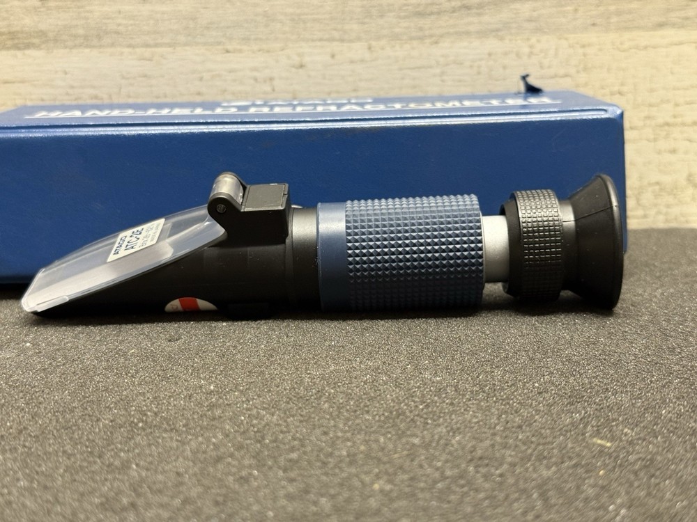 Atago ATC-2E Hand-Held Refractometer Pre owned Nice