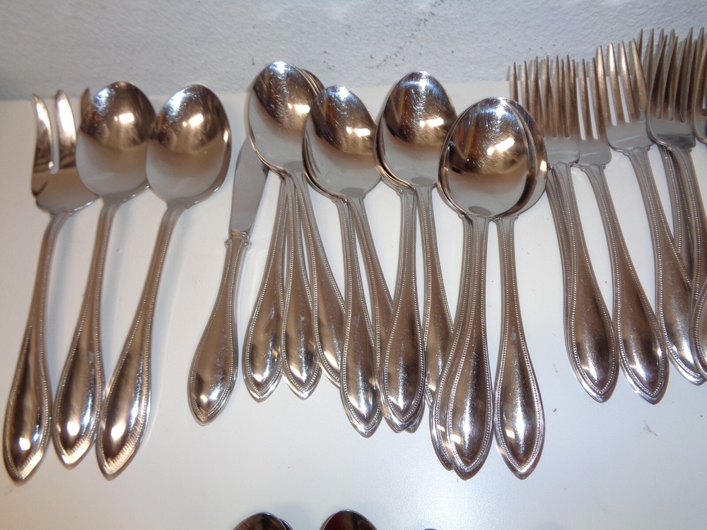 Oneida Arbor American Harmony Stainless Beaded Flatware 50 Pieces