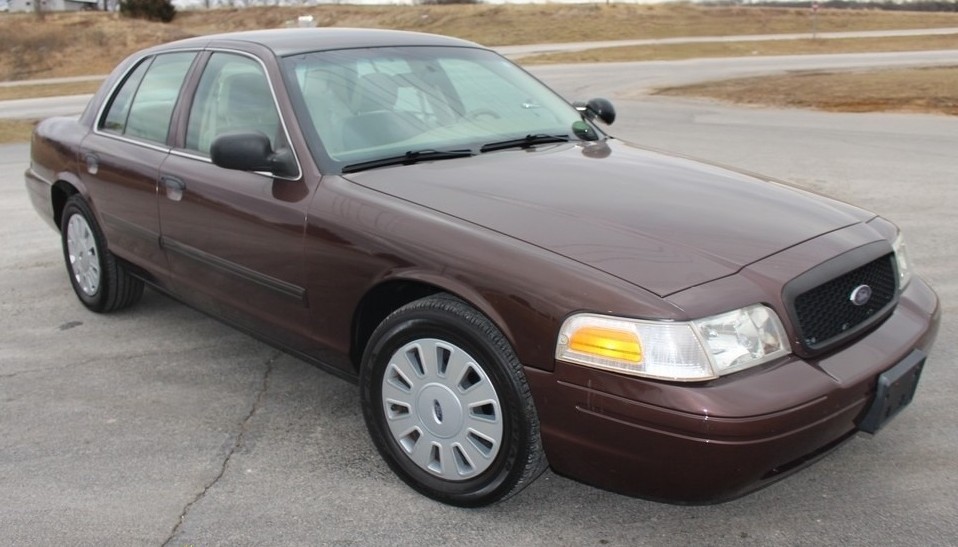 Ford BU Medium Brown Metallic Basecoat With Reducer Quart (Basecoat Only) Kit