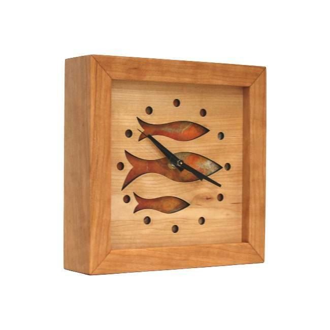 Sabbath-Day Woods Clock, Schooling Fish