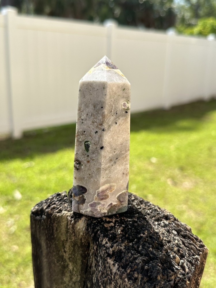 Fluorite Point 6 Sided